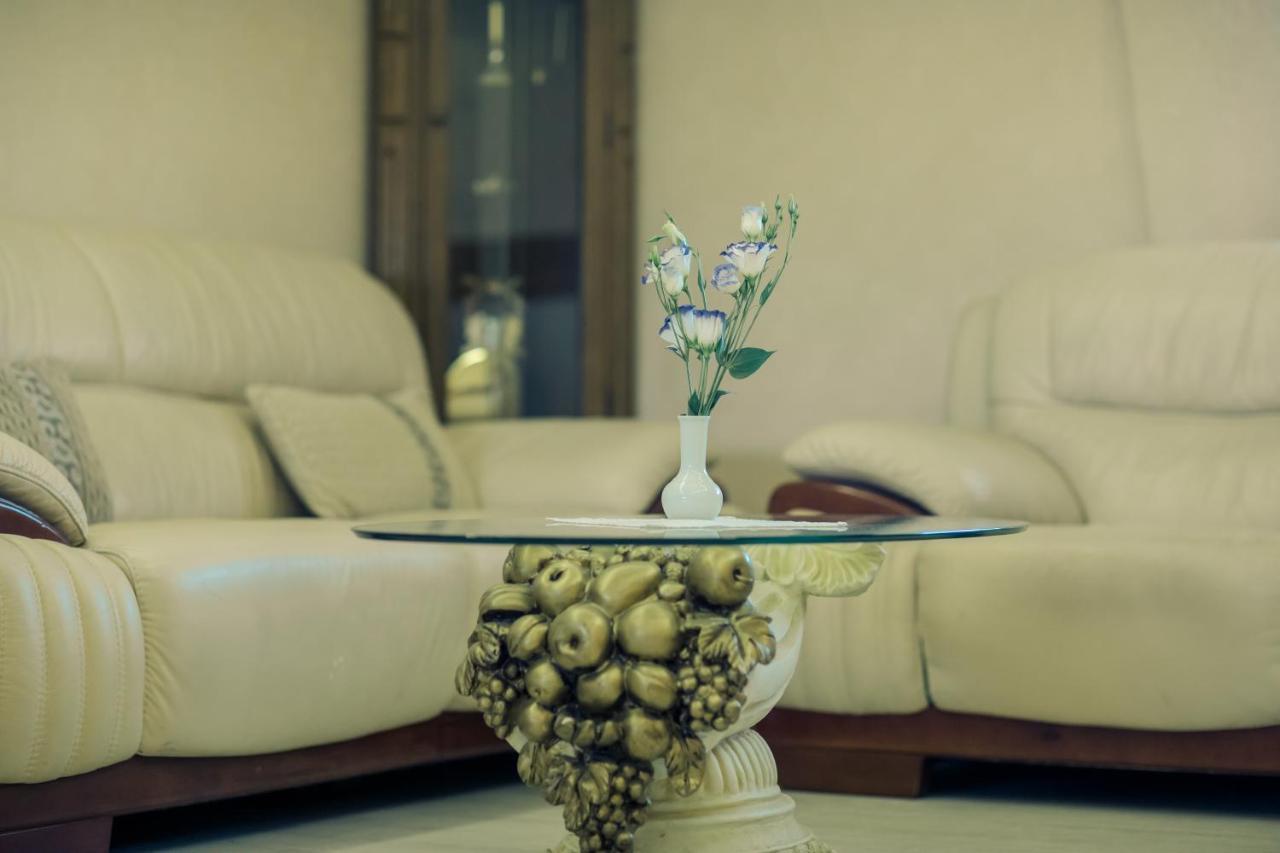 Premiere Hotel كوست المظهر الخارجي الصورة
