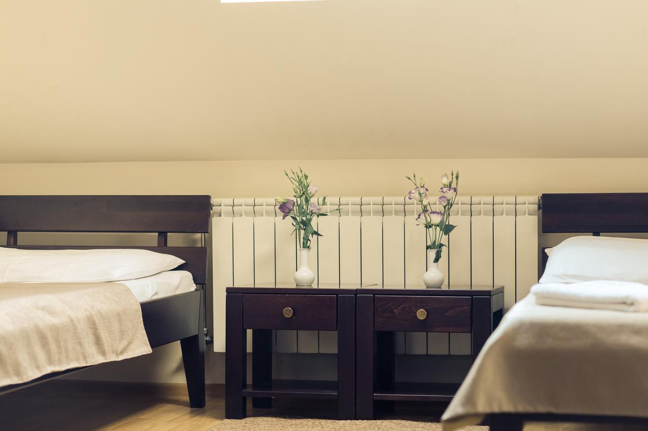 Premiere Hotel كوست المظهر الخارجي الصورة